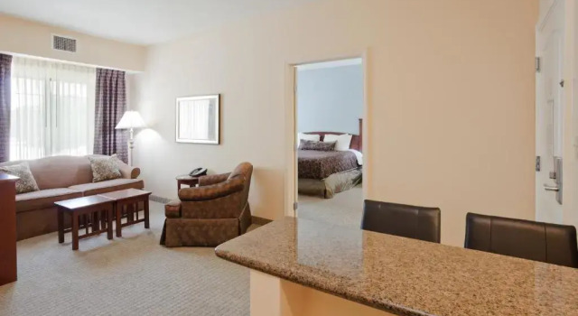Люкс с 2 комнатами Staybridge Suites Lafayette by IHG