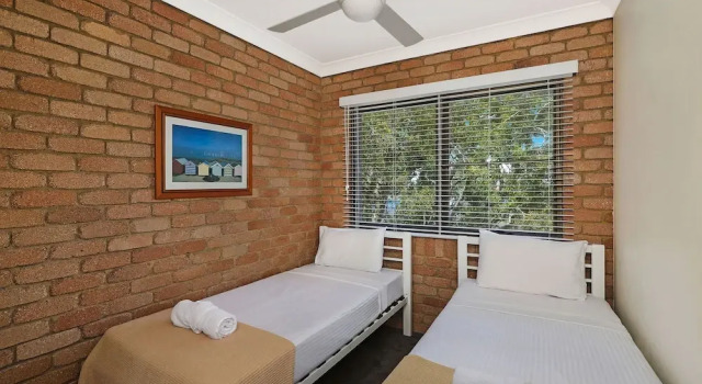 Illawong Apartments, Book Apartment Hotels in Mooloolaba with Parking, near Mooloolaba Beach, Parking