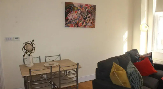 Beautiful 2 bedroom apartment in central Bath, Varaa Huoneisto Asunnot kohteessa Merseyside, Huoneisto