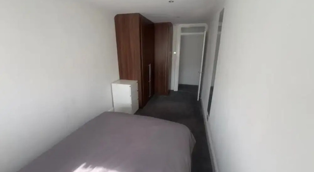 Charming Houghton Regis House With 4 Bedrooms