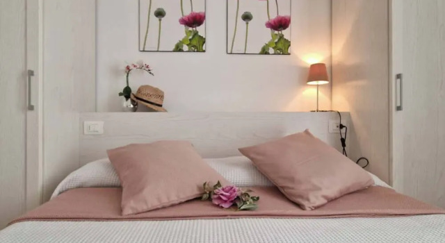 Апартаменты Nice Three Bedroom Apartment Close to the sea