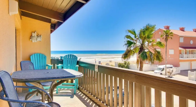 Апартаменты c 1 комнатой с балконом Beachfront, Pet-friendly South Padre Island Condo