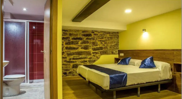Четырёхместный номер Standard Luxury rooms Oxford Santiago de Compostela