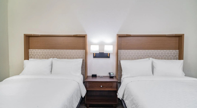 Четырёхместный номер Standard Holiday Inn Southaven Central - Memphis by IHG