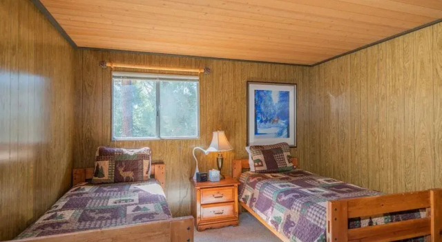 Lazy Bear Lodge, Забронировать Отель Биг-Бэар-Сити San Bernardino Mountains