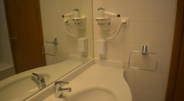 Suite PORT INN Hotel