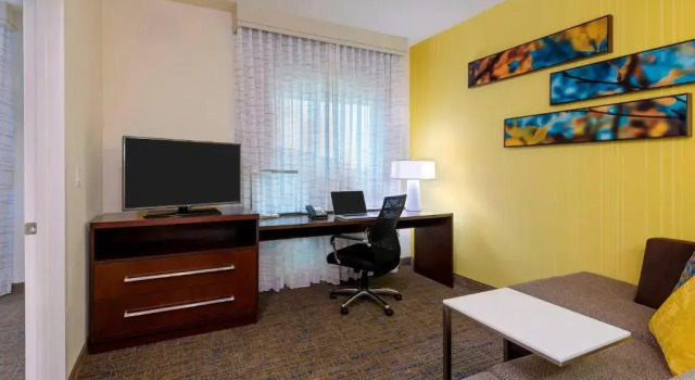 Двухместный люкс c 1 комнатой Residence Inn by Marriott Fort Myers at I-75 and Gulf Coast Town Center