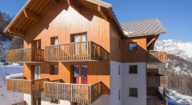 Appartement Cosy 5 Personnes Pres Des Pistes, Забронировать Апартаменты/квартира Отели Пюи-Сен-Венсан с бассейном, рядом с Горнолыжный курорт Пюи Сен-Венсан, Бассейн