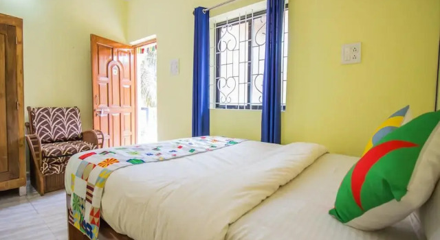 OYO 12420 Home Studio Mandrem Beach, Varaa Hotelli Mandrem Pohjois-Goa