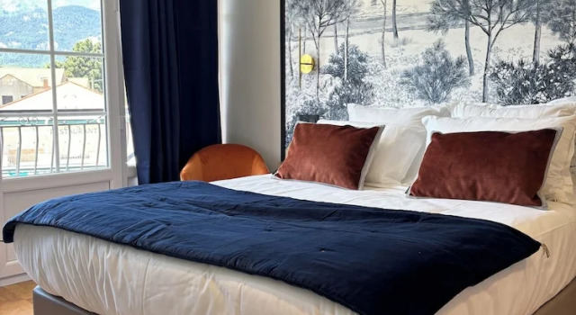 Двухместный номер Premium с балконом Grand Hôtel de la Scala