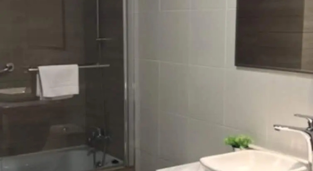 Апартаменты c 1 комнатой с балконом и с видом на озеро Costanera Apart