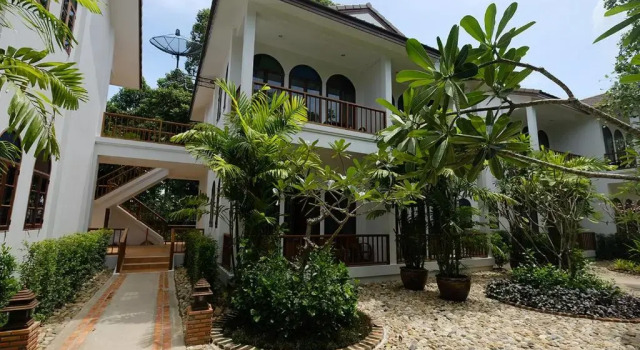 Трёхместный номер Standard Baan Imm Sook Resort
