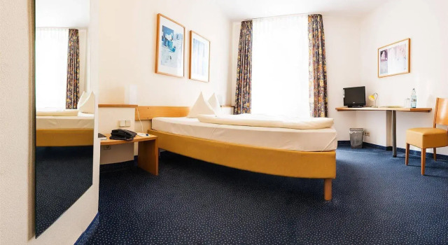 Hotel Nibelungen Hof