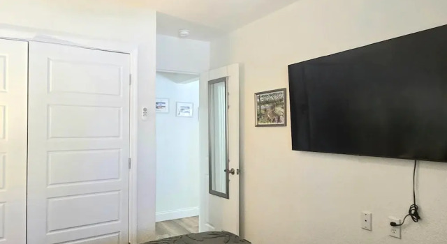 Вилла Comfort An Island Getaway at Palm Tree Villas