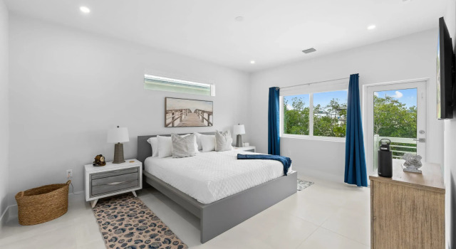Paradise Point   Pool   Dock   Lounges   BBQ, Marathon, Varaa Hotelli Hotellit Florida Keys uima-altaalla, Uima-allas