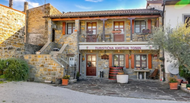 Tourist Farm Tonin Apartments, Buchen Sie Ferienwohnung Koper Slowenisch Istrien