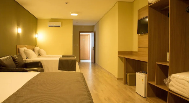 Четырёхместный номер Standard Minas Platinum Hotel & Convention