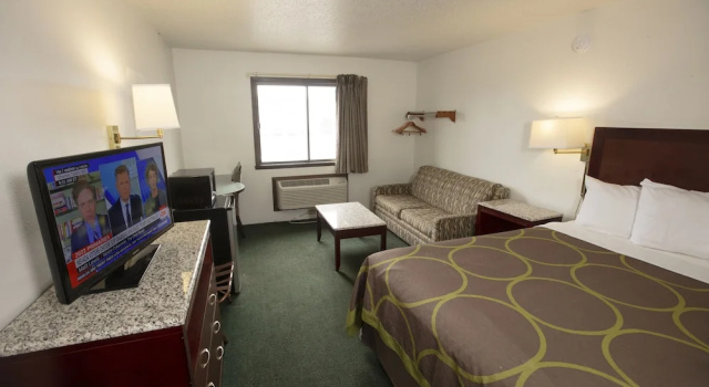 Одноместный номер Standard Bison Inn and Suites
