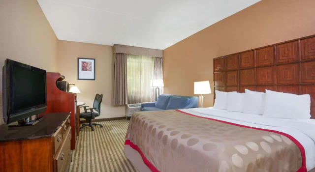 Двухместный номер Ramada by Wyndham Columbus North