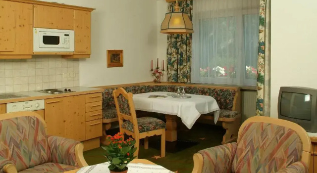 Двухместные апартаменты c 1 комнатой Hotel-Garni Stern - bed & breakfast & more