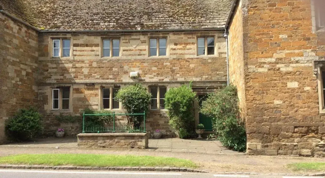 Castle Farm House B&B, Reservar Estadia em quinta Corby Northamptonshire County