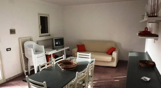 Villetta Indipendente Con Posto Auto