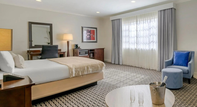 Полулюкс Toll House Hotel Los Gatos