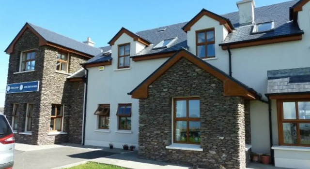 Imeall Na Mara, Boek Hotel Ballydavid 