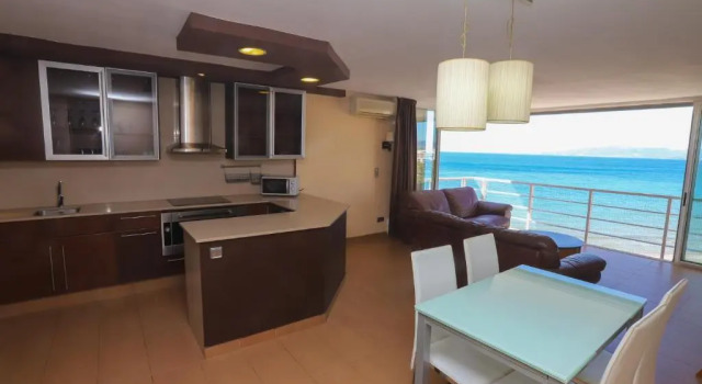 Апартаменты Дуплекс с 2 комнатами с видом на море DIFFERENTFLATS Rubens