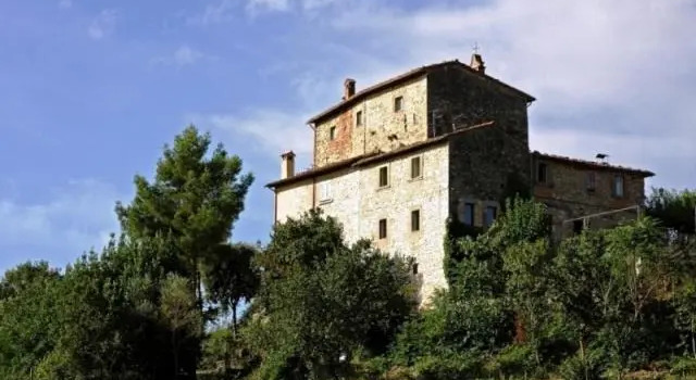 Gli Appartamenti Di Torre Bertona