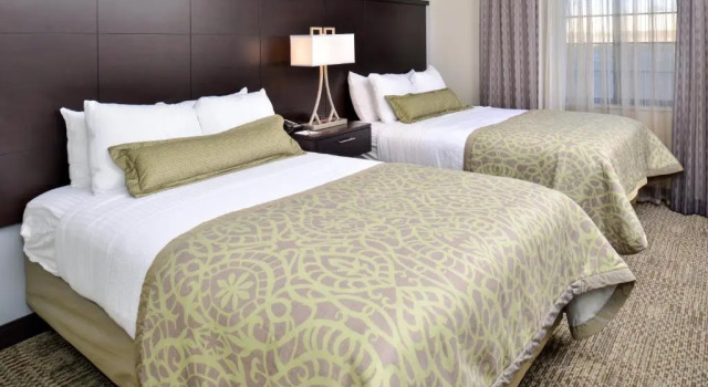 Четырёхместный номер Standard Staybridge Suites Rochester by IHG