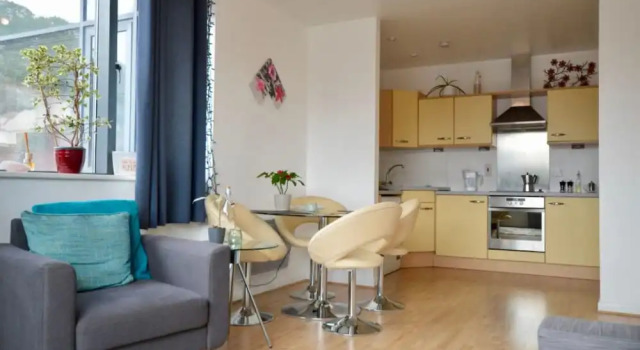Bright Apartment In The Heart Of Bristol, Забронировать Апартаменты/квартира Апартаменты Бристоля, рядом с We The Curious, Апартаменты/квартира