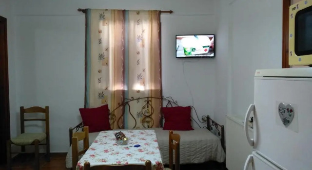 Апартаменты Deluxe Akti Miaouli Holiday Home