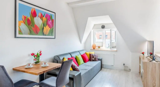 Tulip-Apartments - Jagiellońska 24 poddasze bez windy, Забронировать Апартаменты/квартира Щецин Западно-Поморское воеводство, рядом с Парк Яна Каспровича