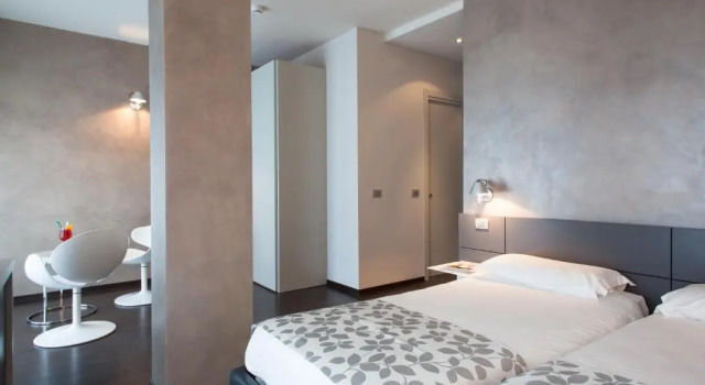 Полулюкс Piccolo Hotel