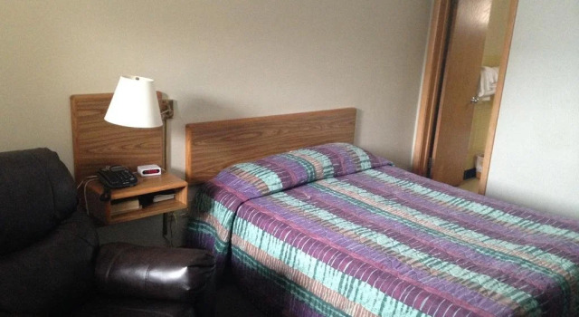 Ray Mar Motel, Varaa Motelli Hotellit Minnesota pysäköinnillä, Pysäköinti