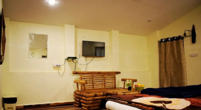 Royal Bamhni Holiday Resort