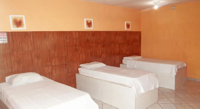 Трёхместный номер Standard c 1 комнатой Hotel Bonança