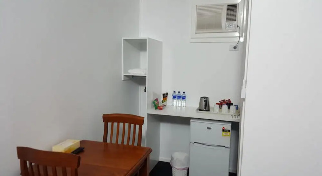 Двухместный номер Deluxe с балконом Royal Motel Tenterfield