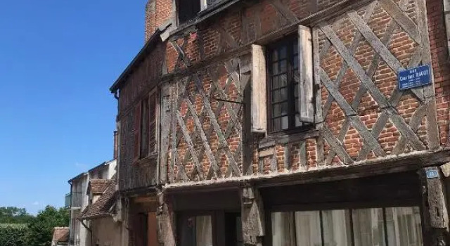 La Petite Maison dà Côté, Забронировать Отель Сент-Эньян Sarthe