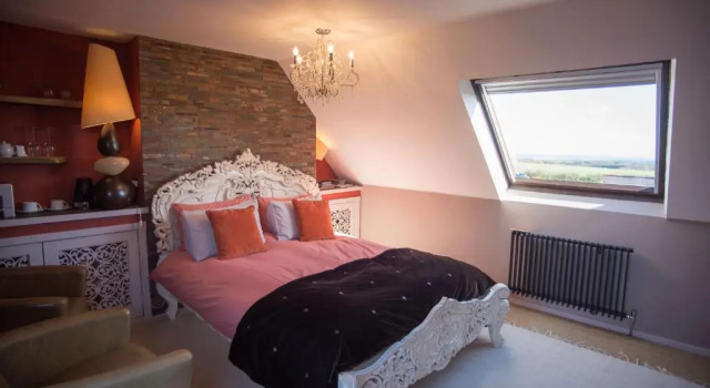 Номер Standard с балконом и с видом на море Birdsong Cottage B&B