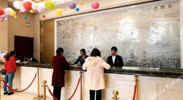 Huidu Hotel, Rezervasyon Otel Guangdong otoparklı oteller, Otopark