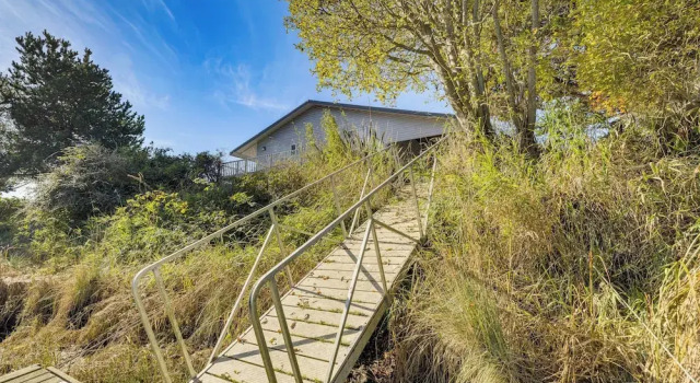 Walk to Pacific City Beach Access: Home w/ Deck!, Book Hotel Pacific City Oregon Coast