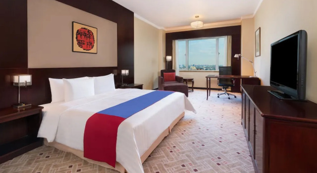 Номер Premium Crowne Plaza Shanghai Pudong by IHG