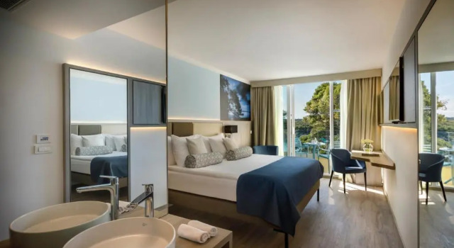 Двухместный номер Standard с балконом Valamar Carolina Hotel & Villas