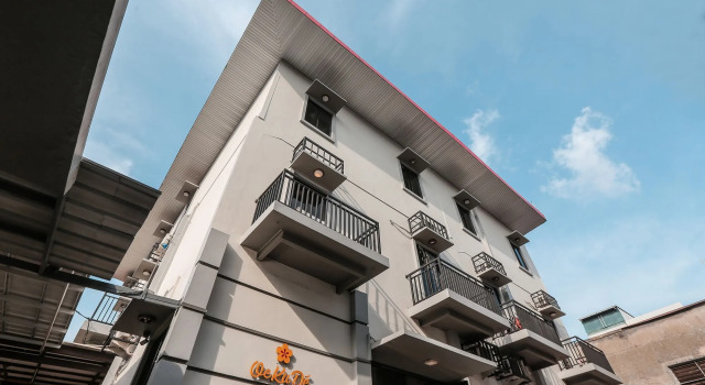 OYO 122 Oekude Kost, Prenota Hotel Sawah 