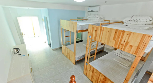 Huangshan Daylight Youth Hostel, Забронировать Хостел Недорогие отели Хуаншань, недорого