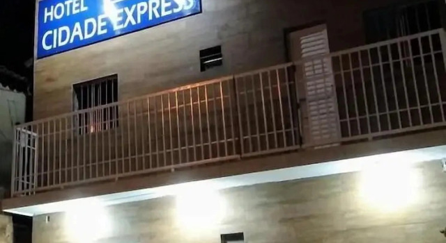 Hotel cidade express 24hs, Забронировать Отель Отели и гостиницы Терезины, рядом с Stadium Governador Alberto Tavares Silva, Отель