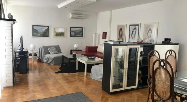Вилла Villa Mina Kladovo, 5-Bedroom Villa with Pool for up to 12 People