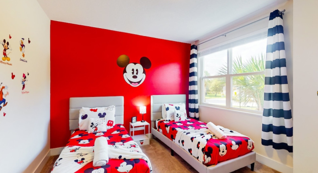 Dog-friendly Retreat With Pool, Covered Patio, Children's Items, Grill, & AC